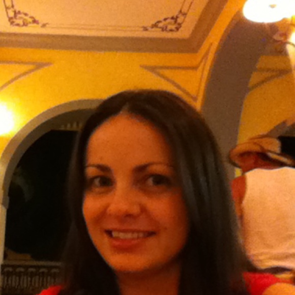 Meet your Posher, Jennifer